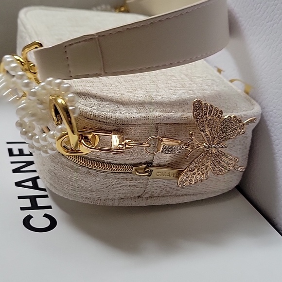 Chanel Beige POUCH - Picture 6 of 13